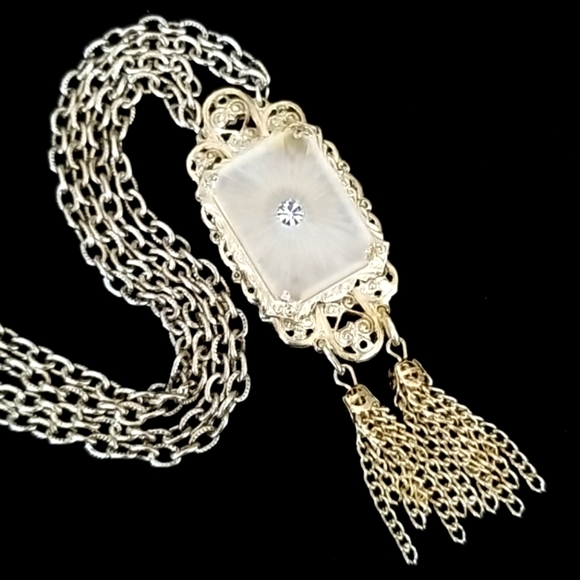 Vintage 1920s Art Deco CAMPHOR GLASS Pendant Neckace - Picture 5 of 16